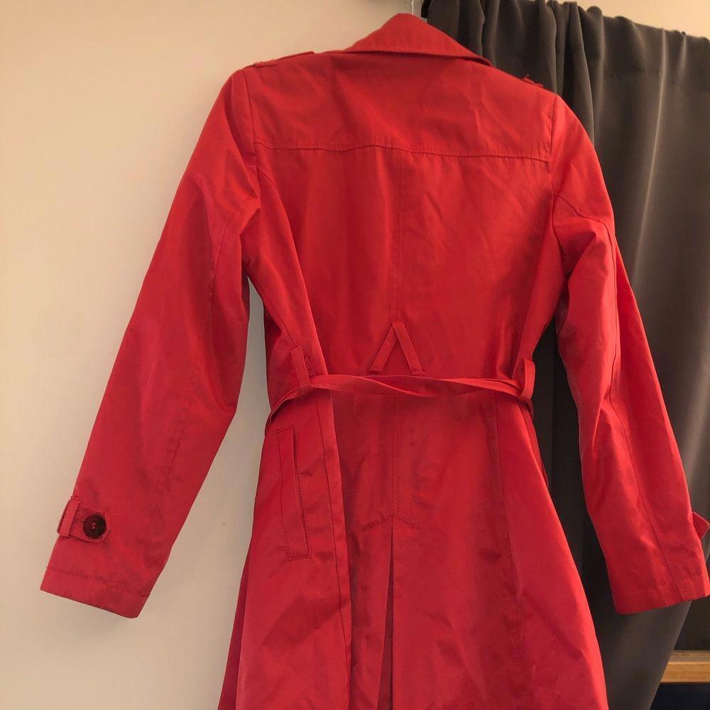 DKNY Trench Coat​​ - Picture 4 of 4